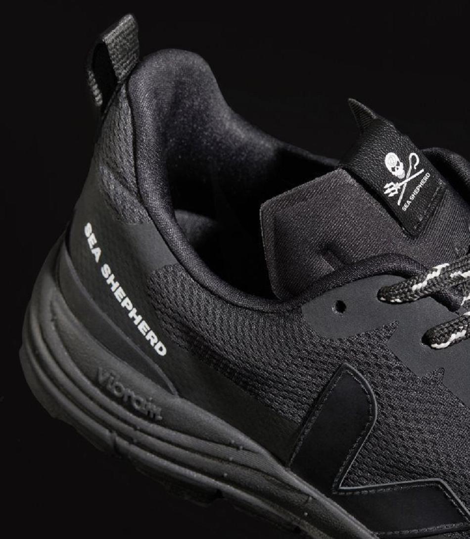 Adults Veja DekkanX Sea Shepherd Vegan Noir | XFRGW85498